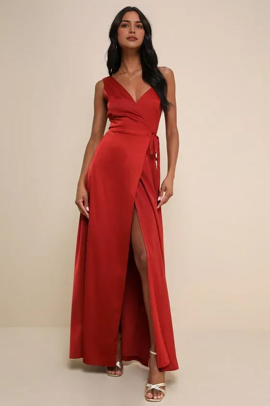 Luxurious Red Slit A-Line V-Neck Sleeveless Classic-Back Floor-Length Evening Dress