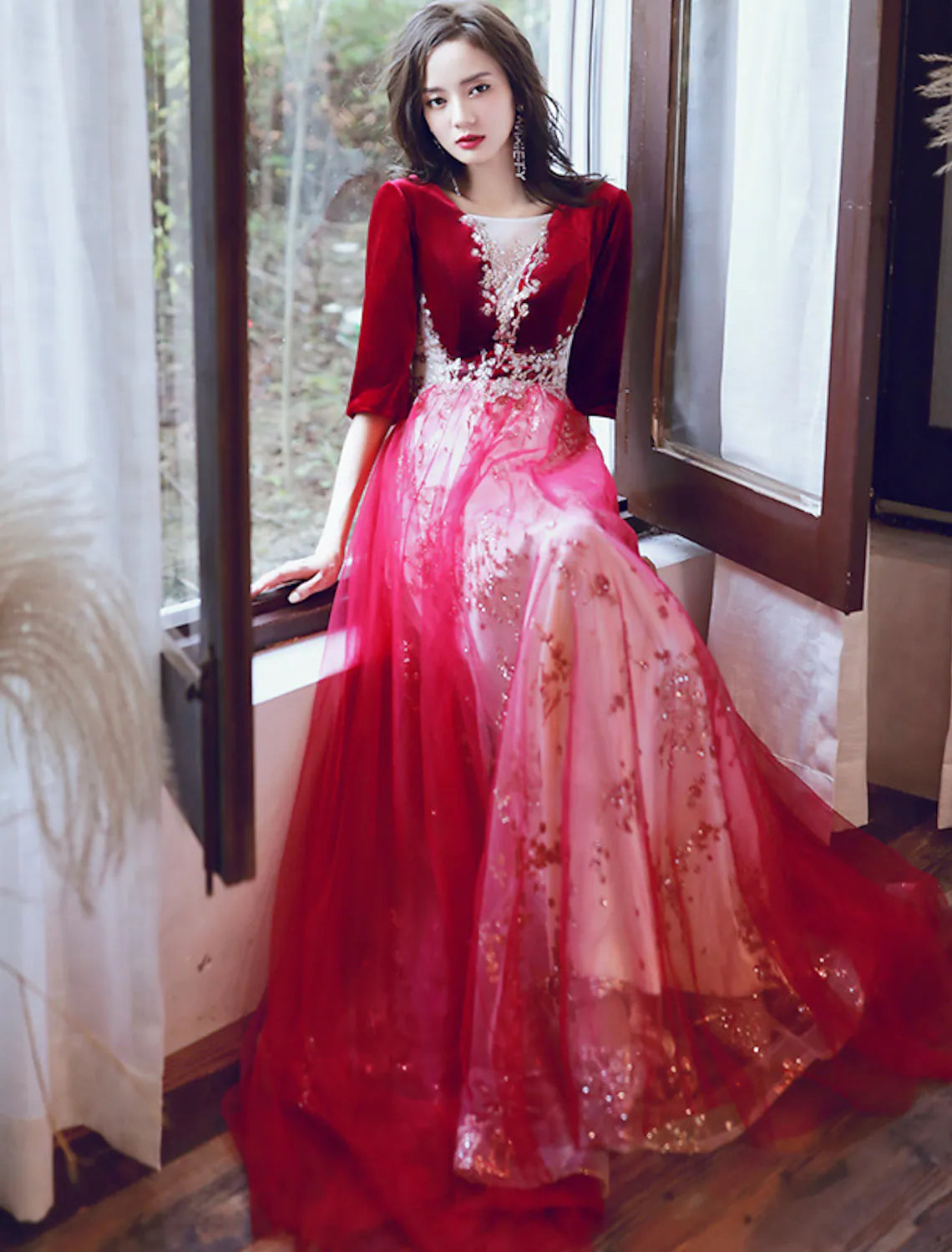 Glittering Party Wear Formal Evening Dress Half Sleeve Floor Length with Appliques