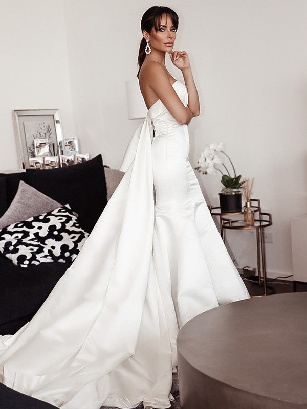 Sheath/Column Ruffles Strapless Sleeveless Court Train Wedding Dresses
