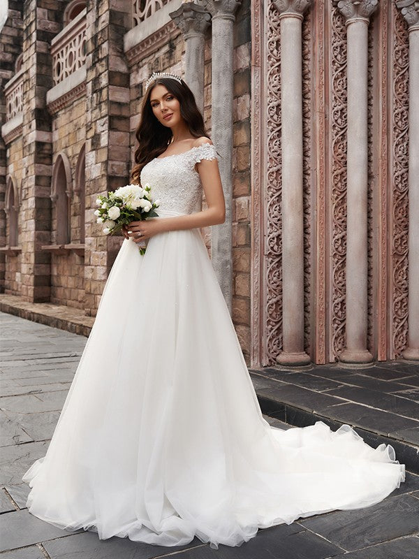 A-Line/Princess Applique Off-the-Shoulder Sleeveless Court Train Wedding Dresses