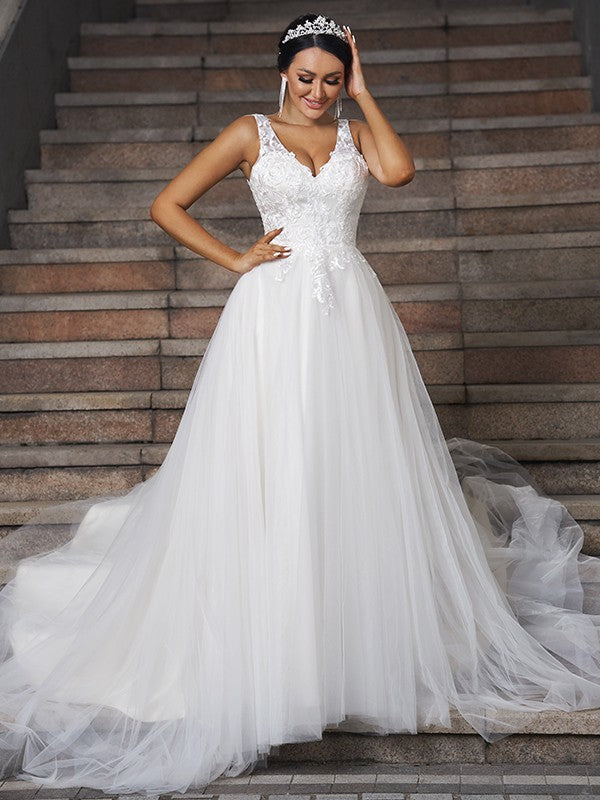 A-Line/Princess Applique V-neck Sleeveless Court Train Wedding Dresses