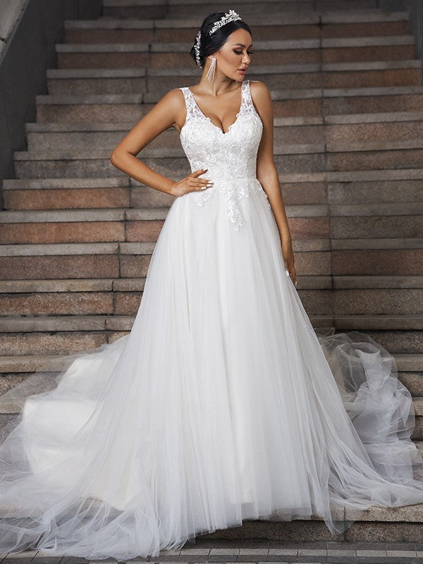 A-Line/Princess Applique V-neck Sleeveless Court Train Wedding Dresses