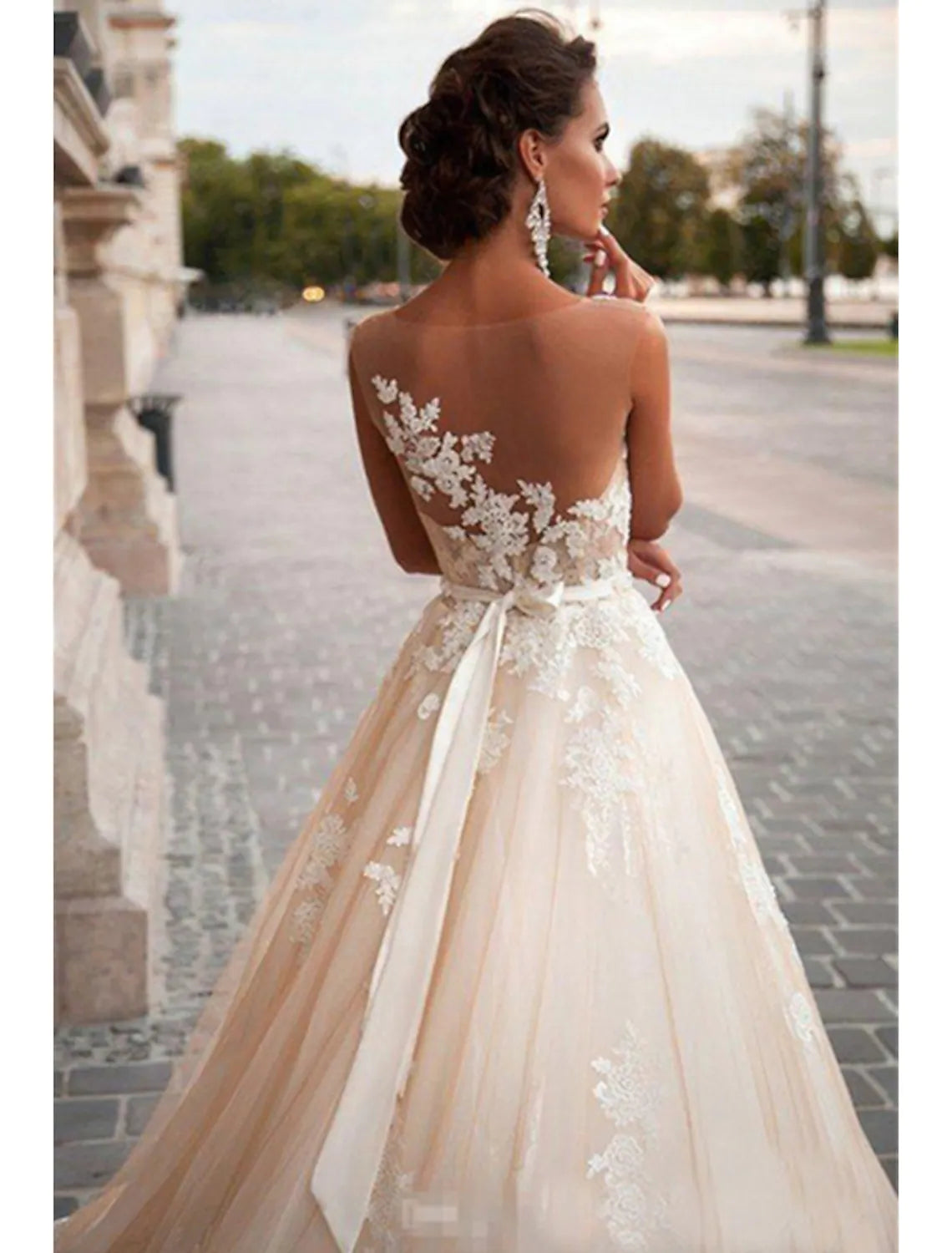 Elegant Red A-Line Classic-Neck Classic-Sleeve Open-Back Floor-Length Wedding Dress