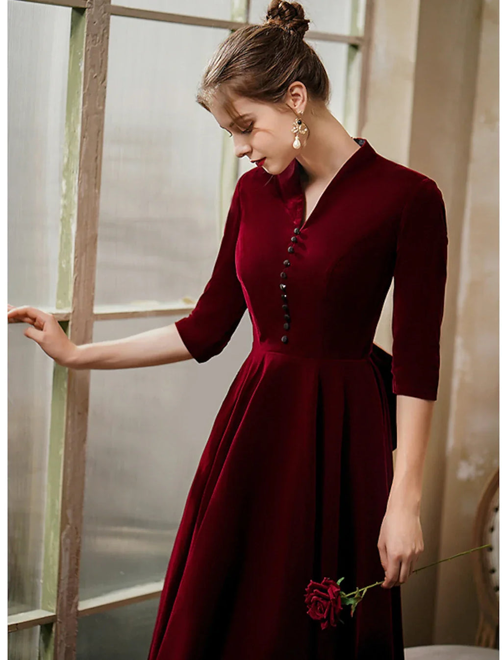 Minimalist Vintage Party Wear Cocktail Party Dress V Neck Half Sleeve Tea Length with Sleek