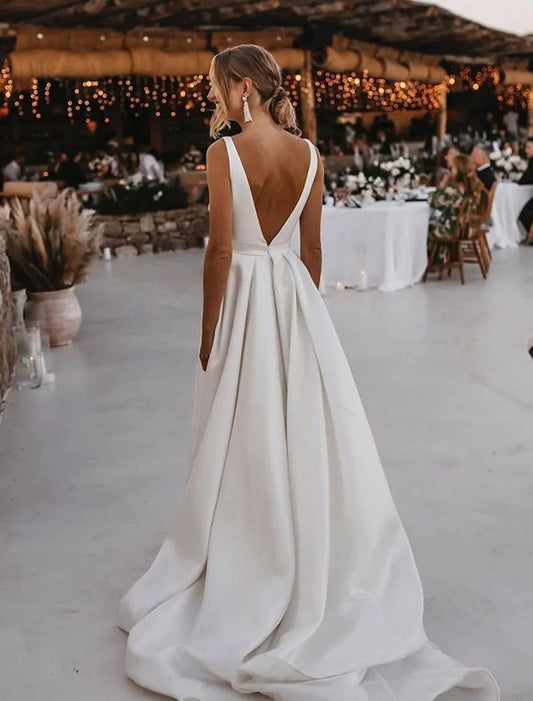 Elegant Red A-Line V-Neck Sleeveless Open-Back Floor-Length Wedding Dress