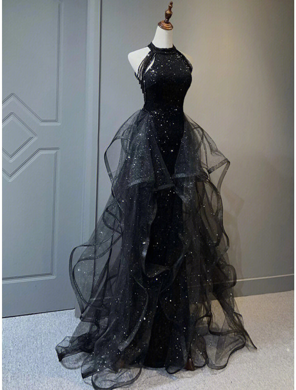 Wedding Party Sleeveless y with Ruffles