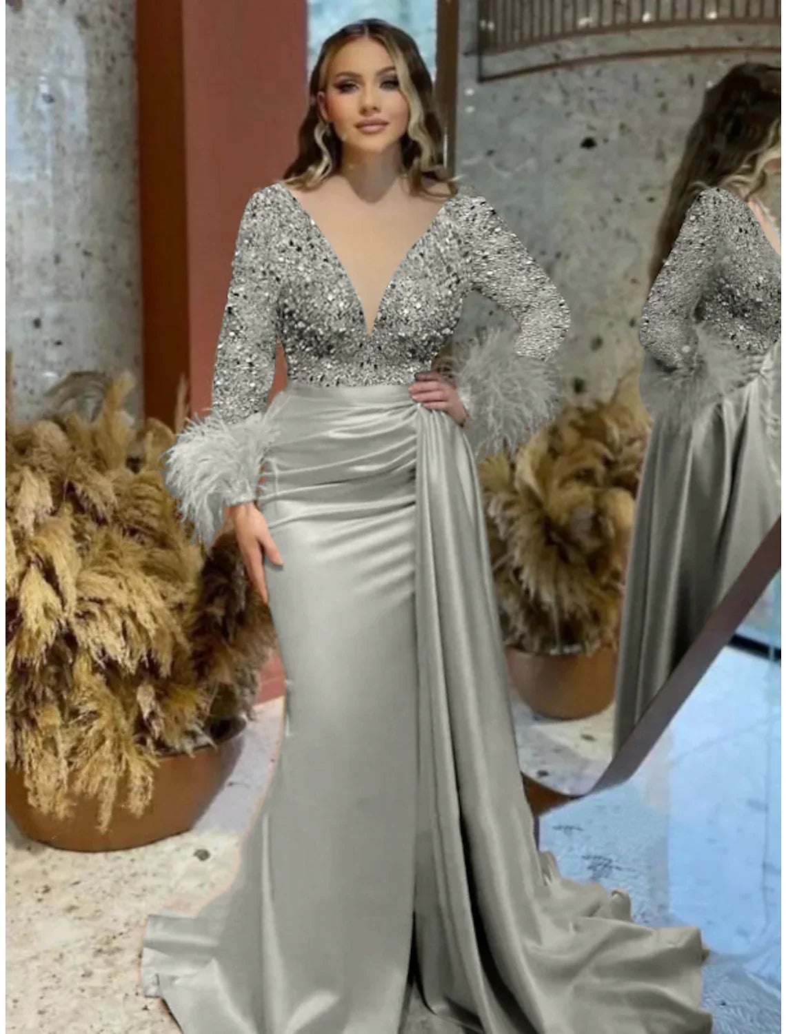 Mermaid / Trumpet Evening Gown Elegant Dress Formal Wedding Court Train Long Sleeve V Neck with Feather Glitter Ruched