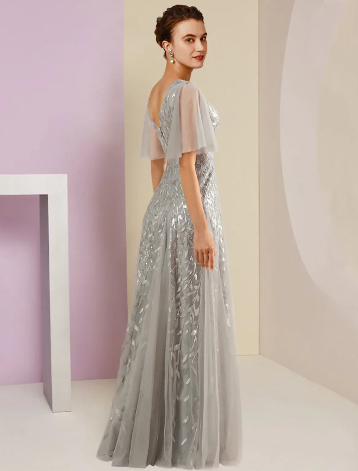 Sheath / Column Mother of the Bride Dress Party Sparkle & Shine V Neck Floor Length Short Sleeve with Pleats