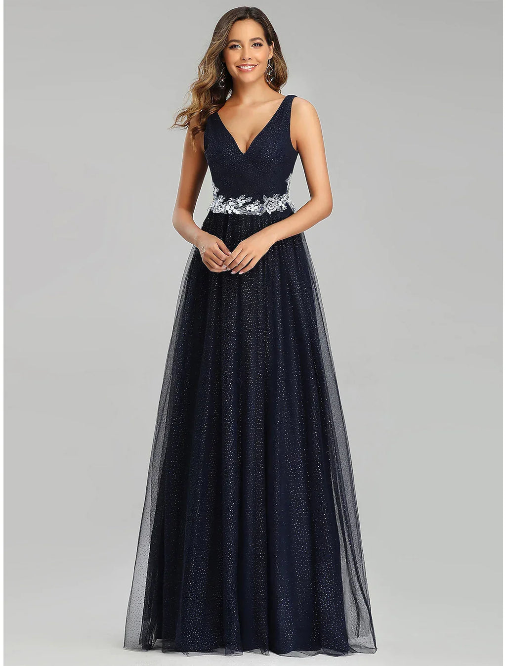 Wedding Guest Floor Length Sleeveless V Neck with Appliques