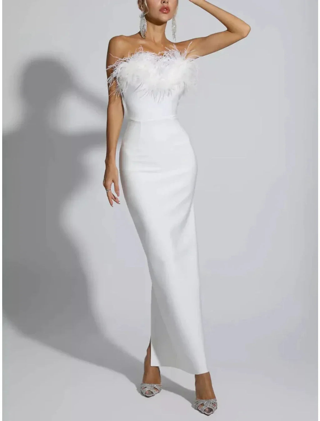 Black Sheath / Column Evening Gown Elegant Dress Formal Fall Ankle Length Sleeveless Strapless Fabric with Feather Slit