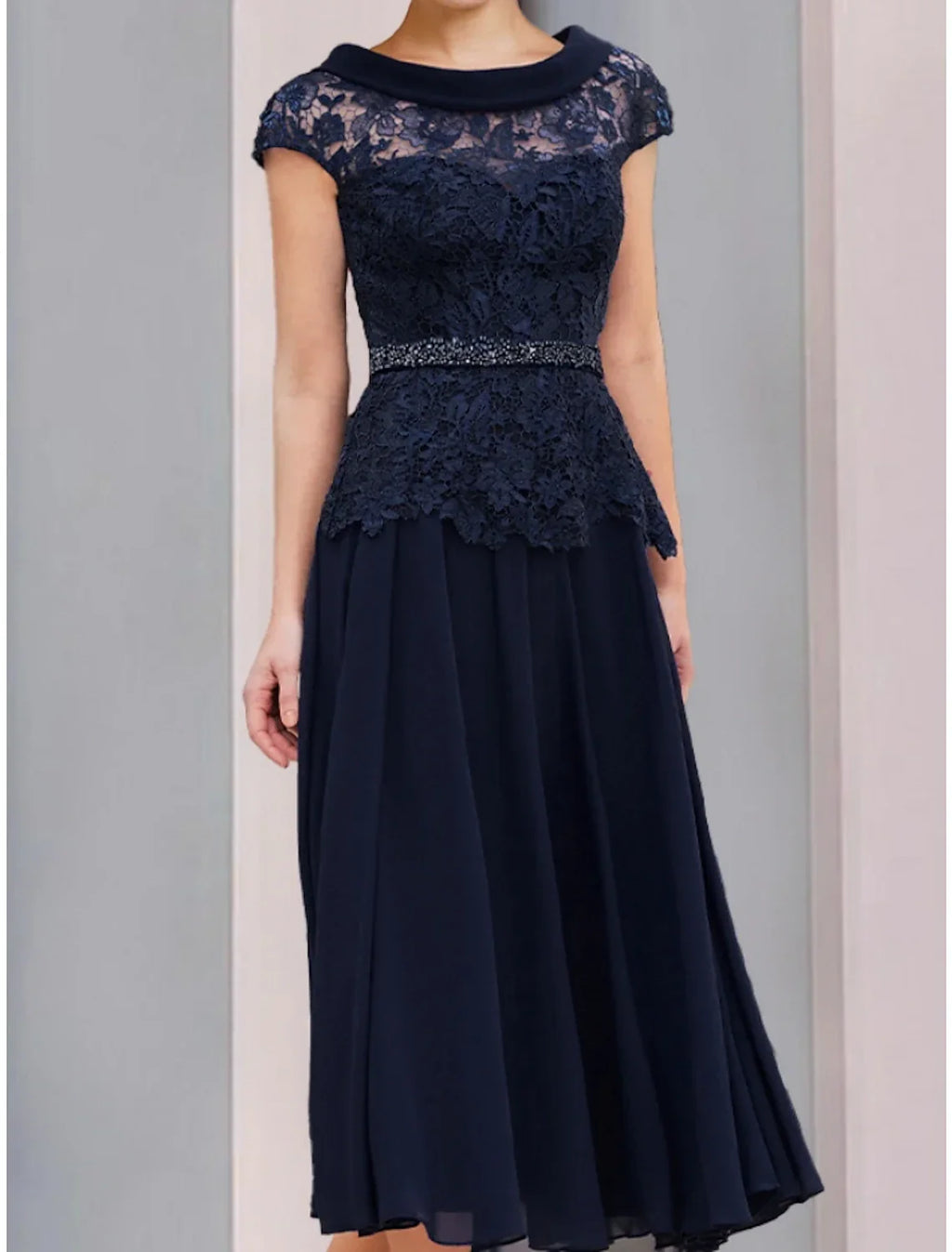 Mother of the Bride Dress Wedding Guest Elegant Scoop Neck Tea Length Short Sleeve with Ruching Solid Color