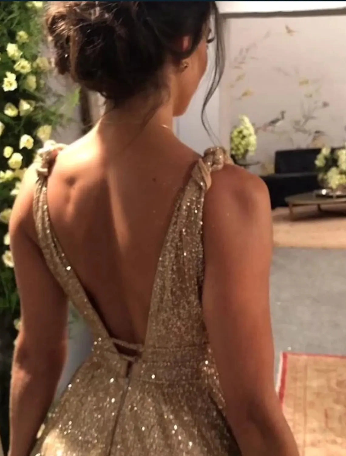 Luxurious Dress Strap Backless
