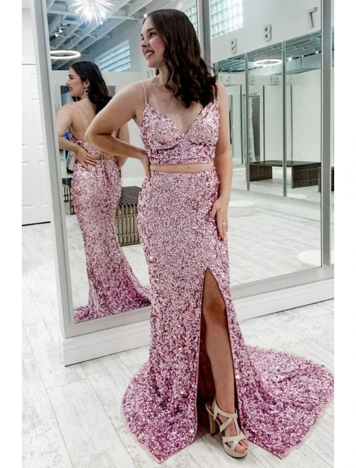 Two Piece Ball Gown Mermaid / Trumpet Prom Dresses Sparkle & Shine Dress Party Wear Sweep / Brush Train Sleeveless Spaghetti Strap Backless with Slit