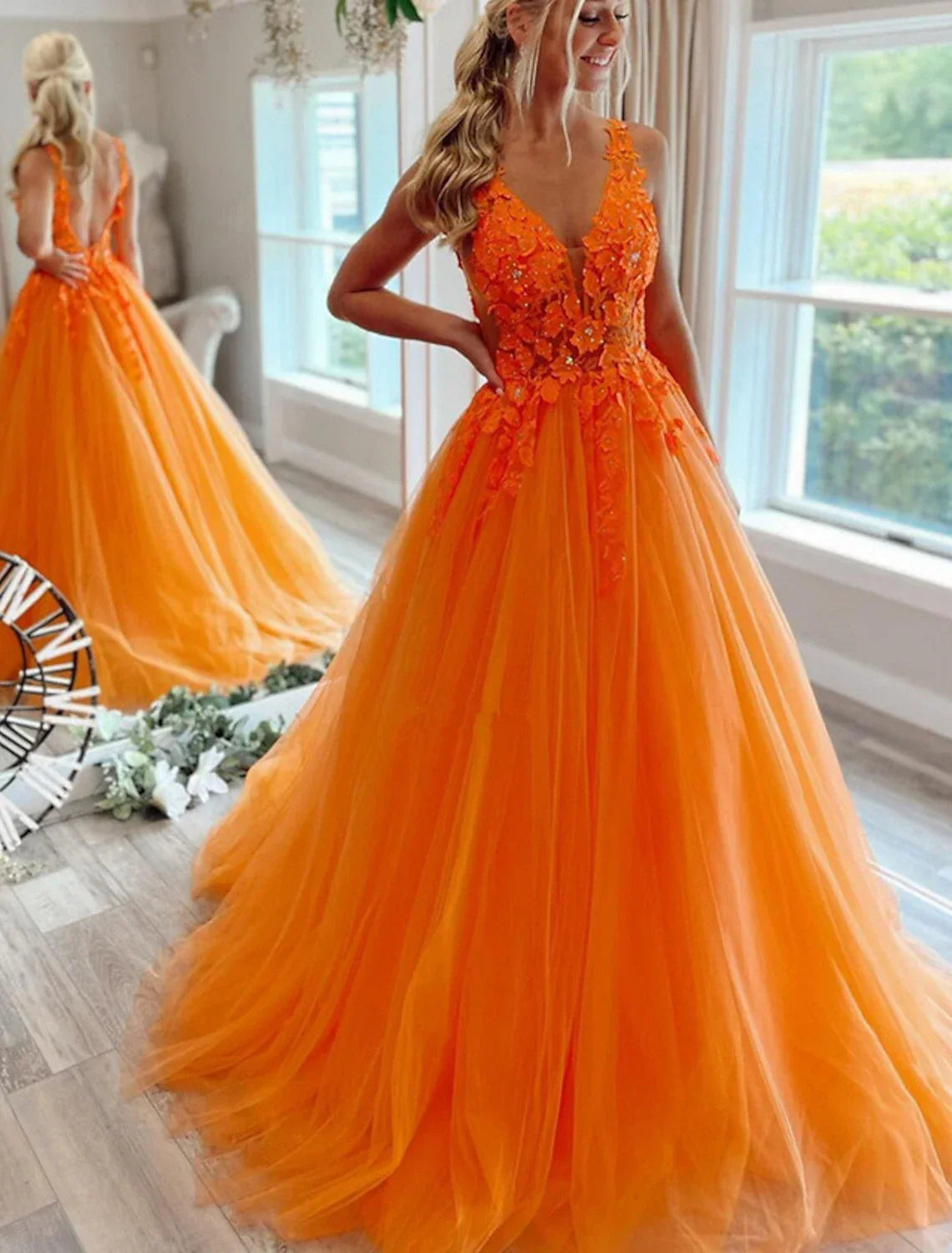 Cut Out Dress Engagement Sweep / Brush Train Sleeveless V Neck Backless V Back with Appliques