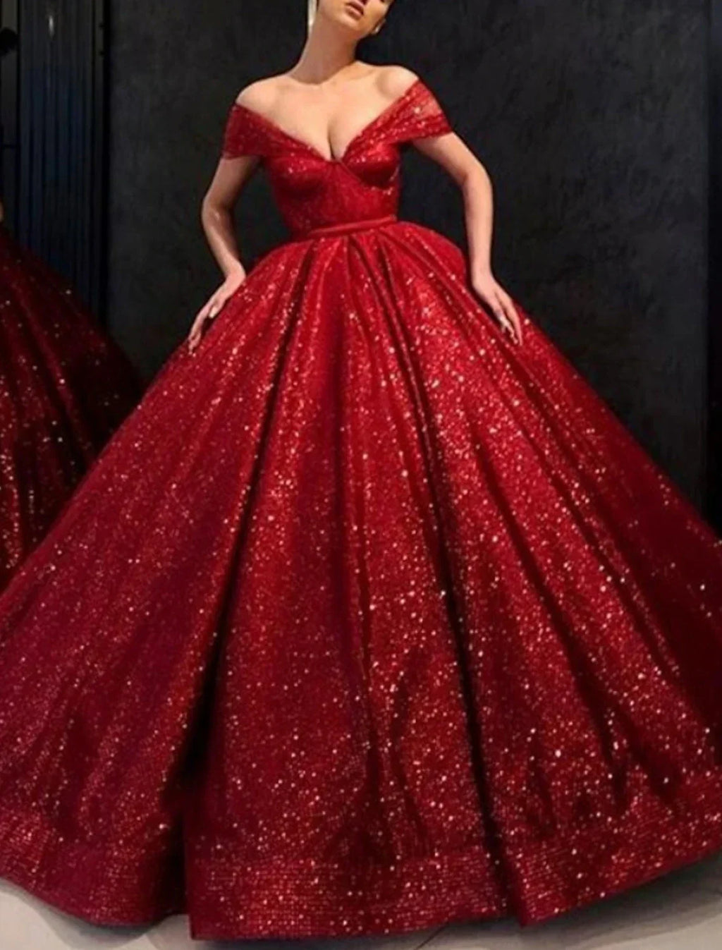 Ball Gown Evening Gown Luxurious Dress Engagement Formal Evening Floor Length Short Sleeve V Neck with Pleats
