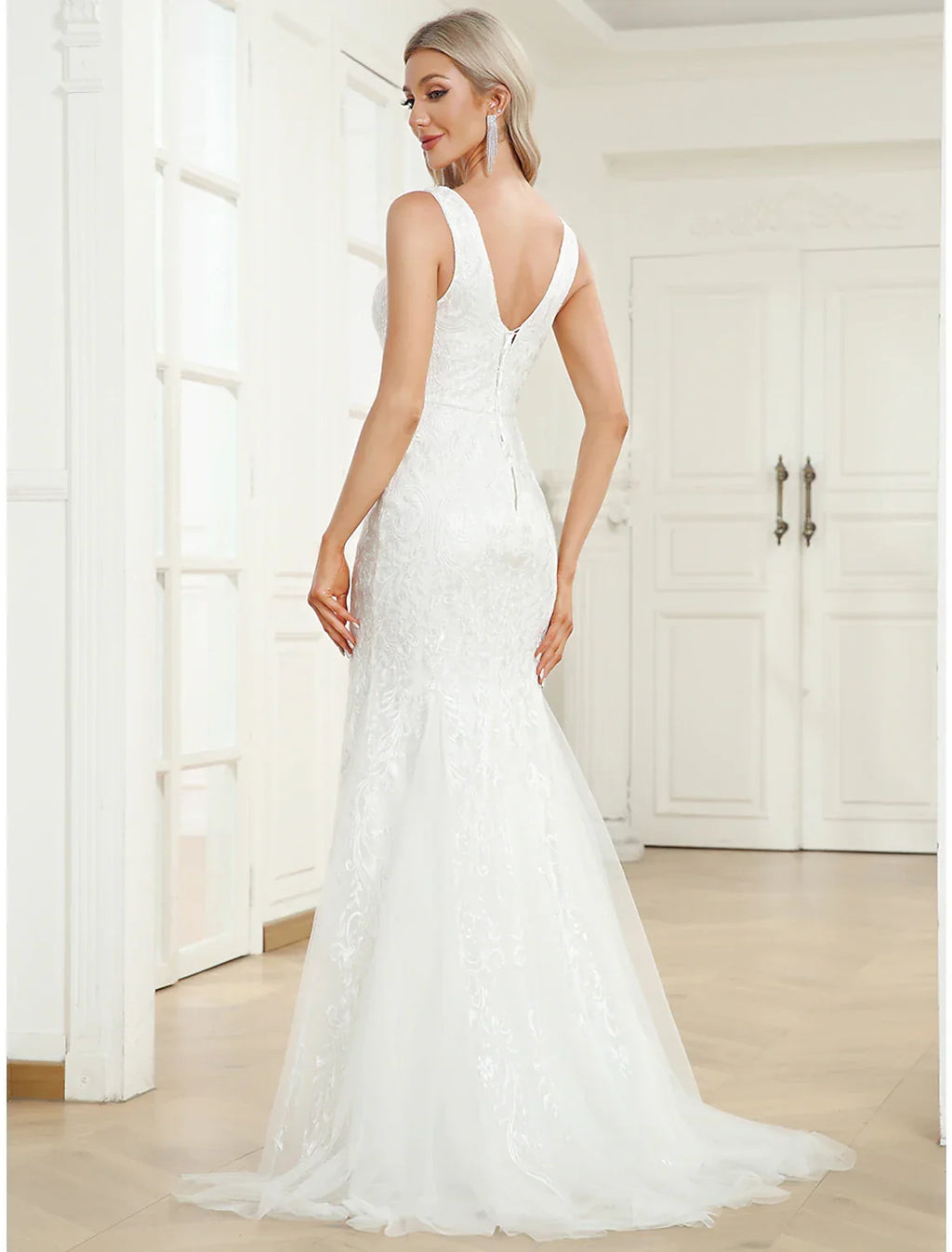 Wedding Dresses Sleeveless V Neck