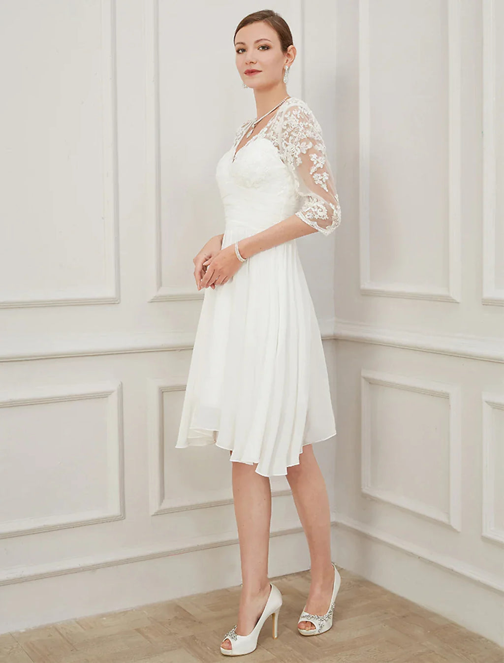White Bridal Little Dresses Wedding Dresses Knee Length A-Line Half Sleeve V Neck Draping Appliques