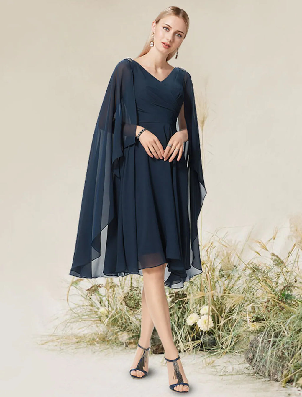 Cocktail Dresses Party Dress Wedding Knee Length Short Sleeve V Neck