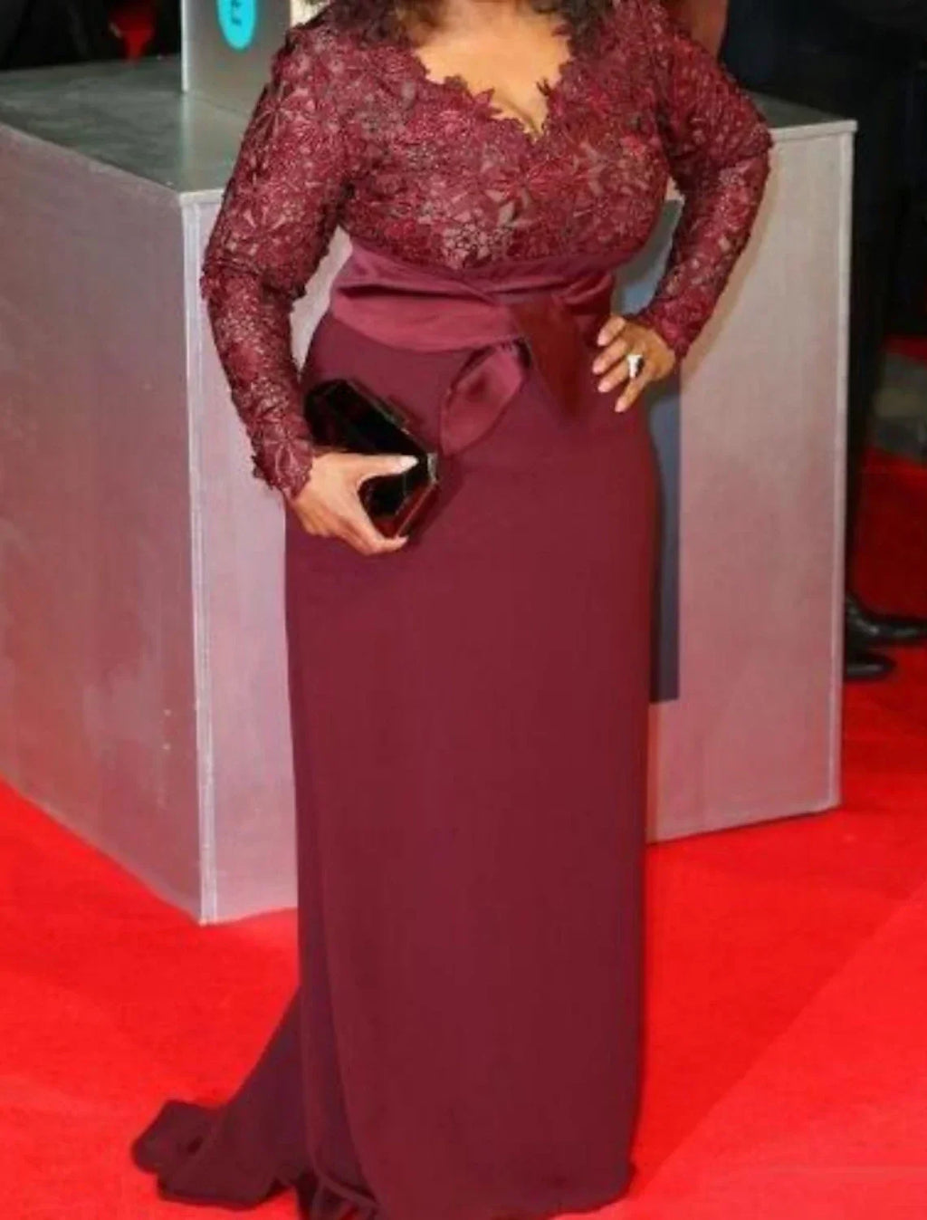 Sheath / Column Celebrity Style Plus Size Engagement Formal Evening Dress V Neck Long Sleeve Sweep / Brush Train with Sash / Ribbon Appliques