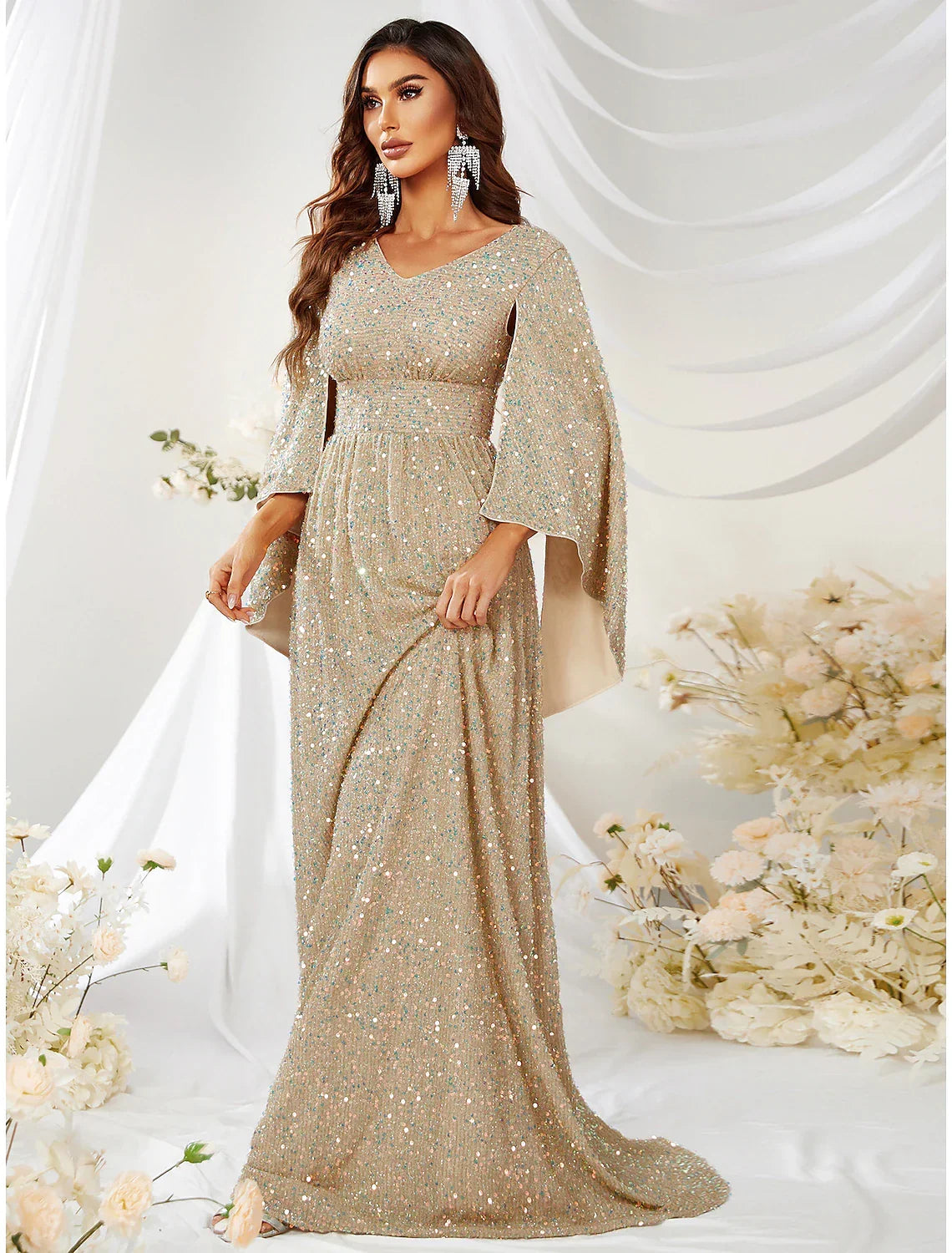 Evening Gown Elegant Dress Formal Wedding Sweep / Brush Train Long Sleeve V Neck Capes