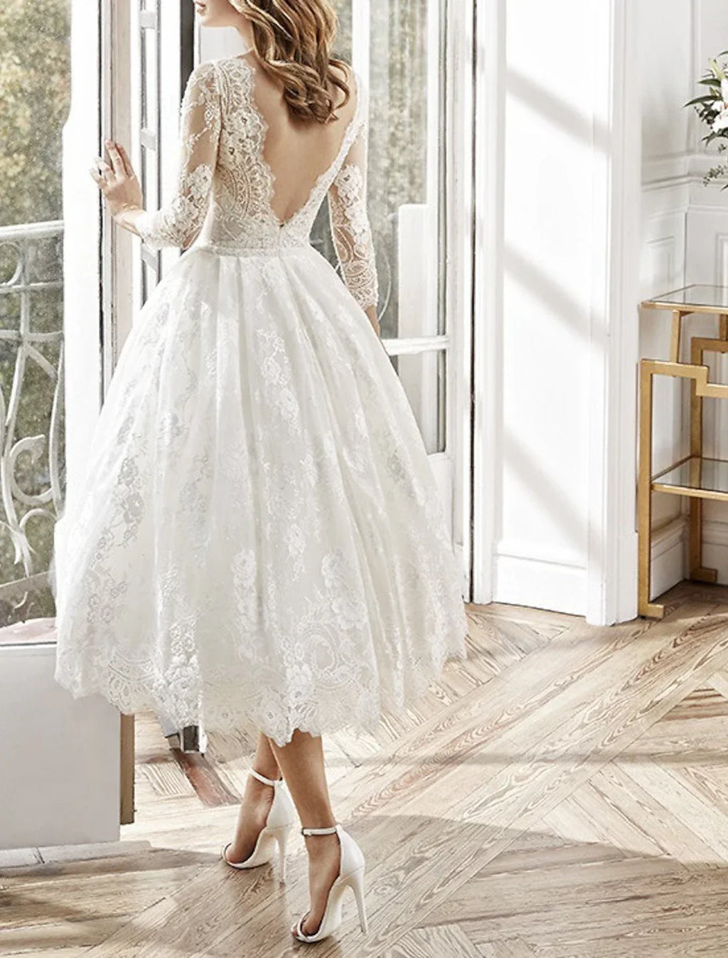 Party Dresses Floral Dress Homecoming Prom Tea Length Long Sleeve Jewel Neck Backless with Appliques