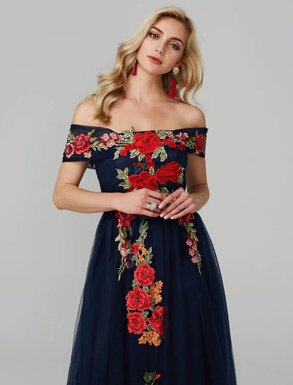 Elegant Red A-Line Classic-Neck Sleeveless Classic-Back Floor-Length Prom Dress