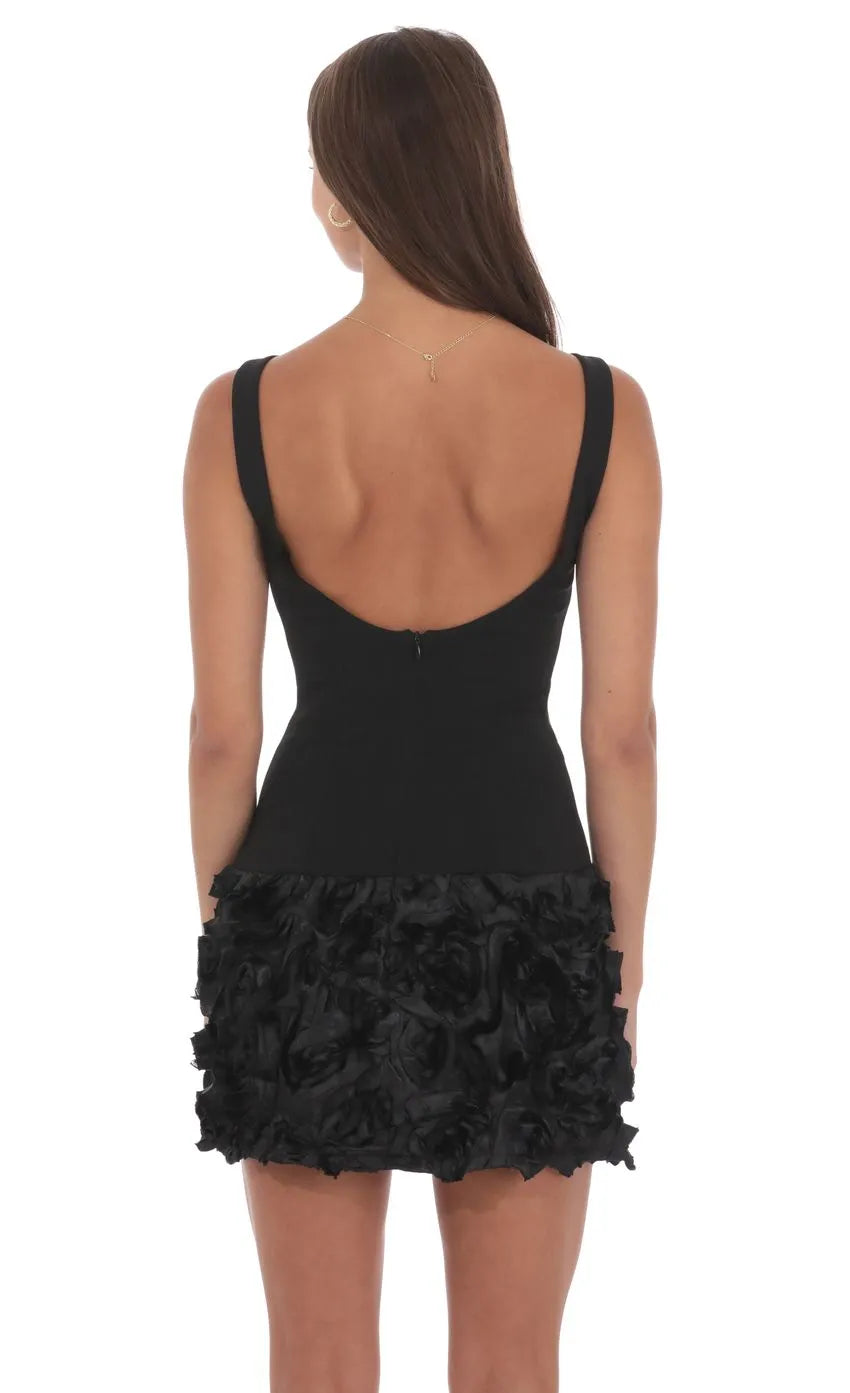 Black leek Sleeveless Homecoming Dress Boat Neckline 3D Floral Ruffle Hem A Timelessly Chic Choice for Enchanting School Dances