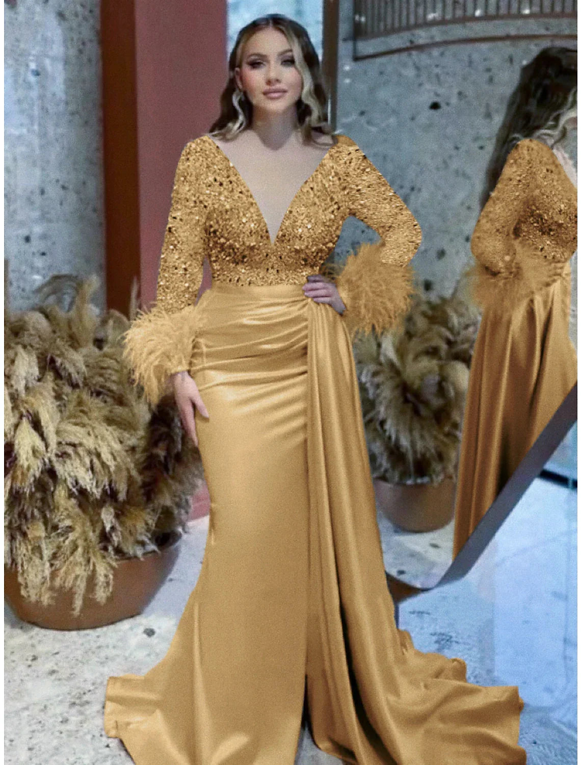 Mermaid / Trumpet Evening Gown Elegant Dress Formal Wedding Court Train Long Sleeve V Neck with Feather Glitter Ruched