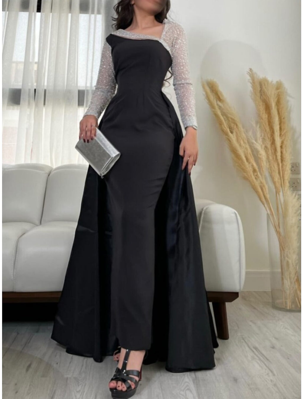 Black Sheath / Column Evening Gown Elegant Dress Formal Floor Length Dress Long Sleeve Scoop Neck with Pleats