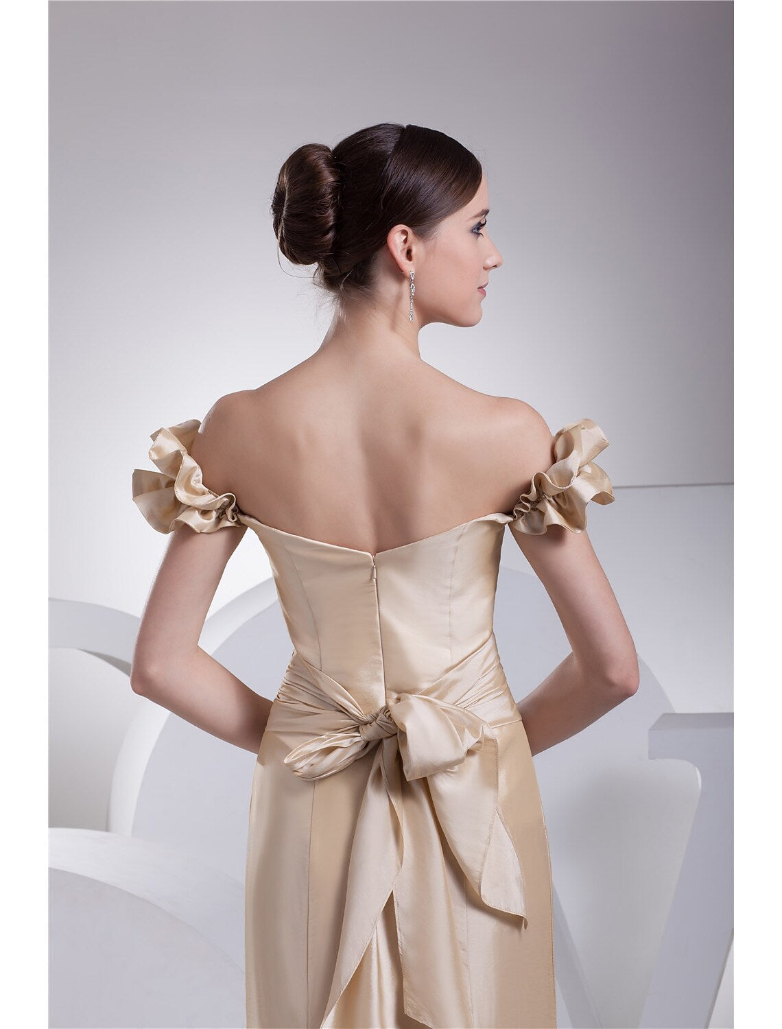 Evening Gown Elegant Dress Engagement Court Train Short Sleeve Sweetheart with Sash Ribbon