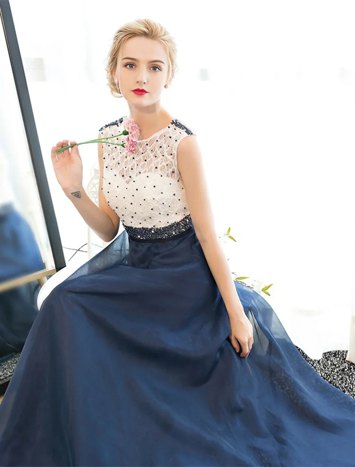 Back Elegant Beaded & Prom Formal Evening Dress Illusion Neck Sleeveless Floor Length Over with Beading
