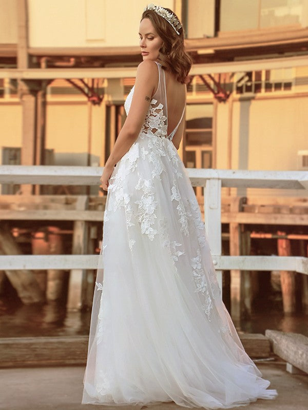 A-Line/Princess Sleeveless Applique V-neck Sweep/Brush Train Wedding Dresses