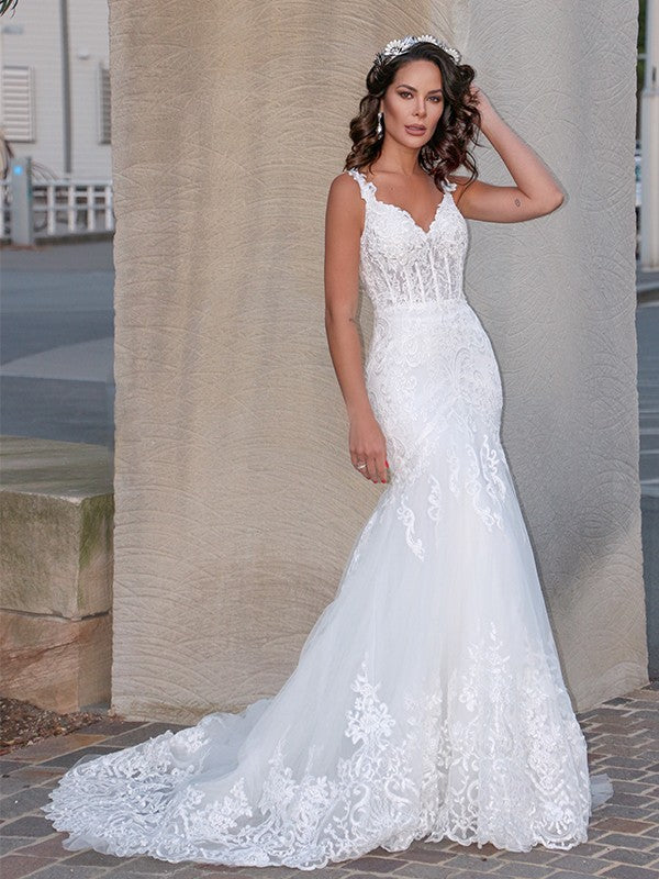 Trumpet/Mermaid V-neck Sleeveless Applique Sweep/Brush Train Wedding Dresses