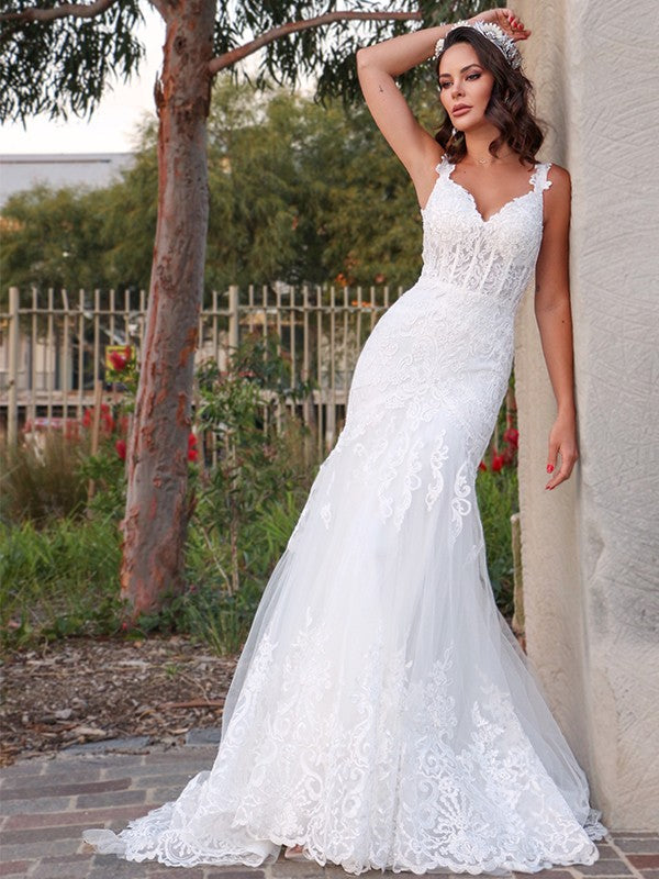 Trumpet/Mermaid V-neck Sleeveless Applique Sweep/Brush Train Wedding Dresses