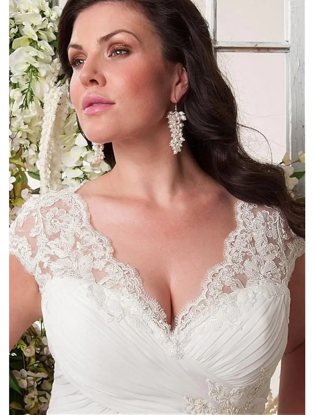 Wedding Dresses Sleeveless V Neck With Pleats