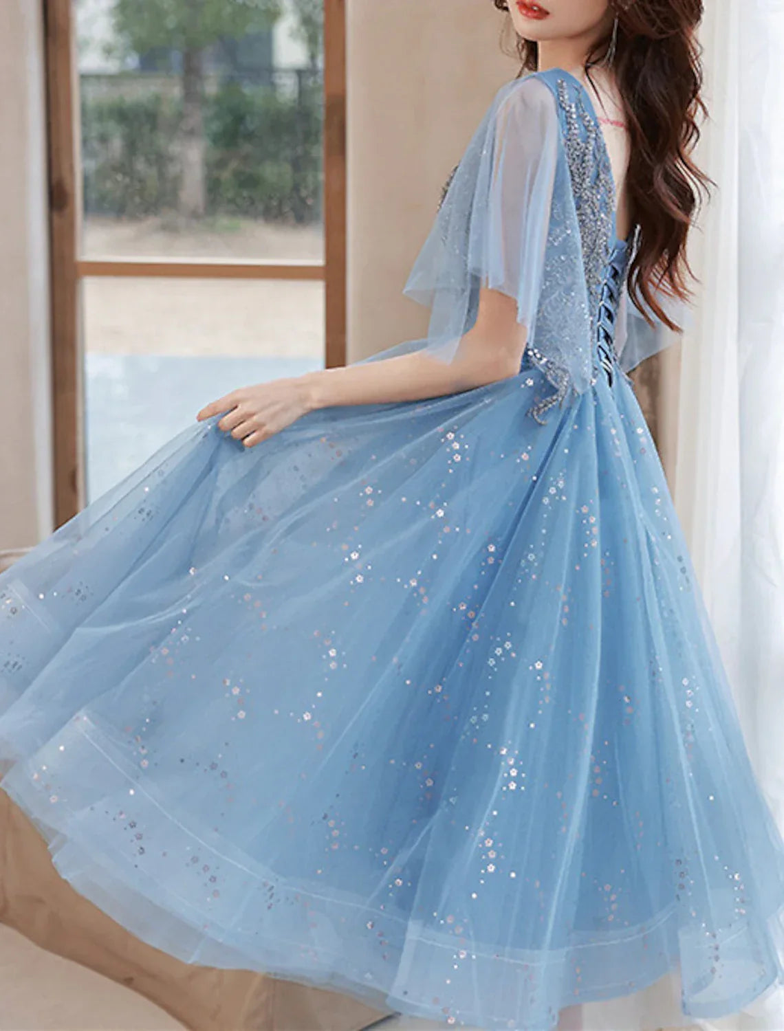 Homecoming Dresses Glittering Dress Graduation Party Wear Knee Length Short Sleeve V Neck with Glitter