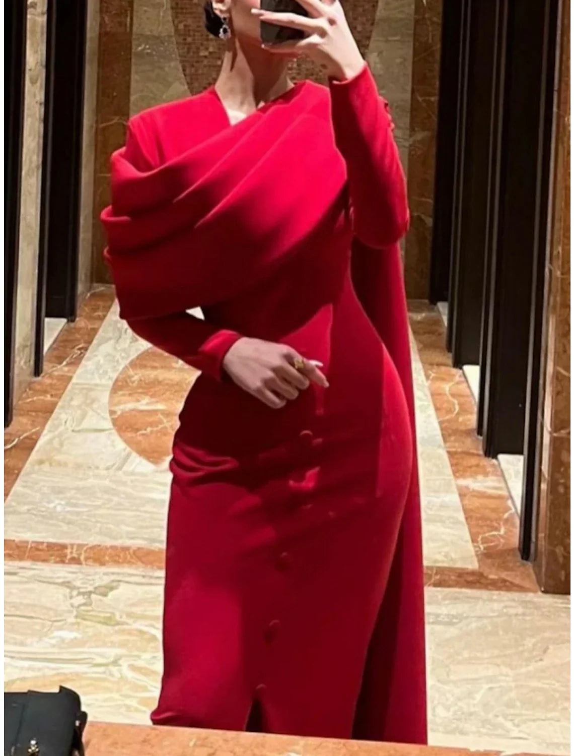 Black Sheath / Column Red Christmas Red Green Dress Evening Gown Elegant Cape Dress Formal Fall Sweep / Brush Train Long Sleeve Cowl Neck Fabric with Buttons Slit