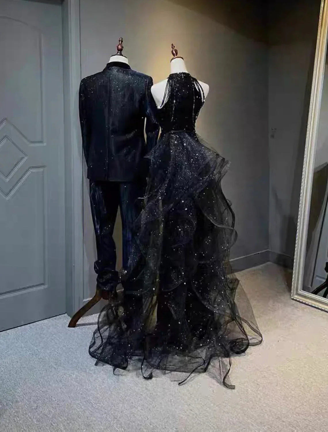 Black Prom Dress Plus Size Vintage Dress Wedding Party Birthday Sweep / Brush Train Sleeveless Halter Neck Wednesday Addams Family with Crystals Ruffles