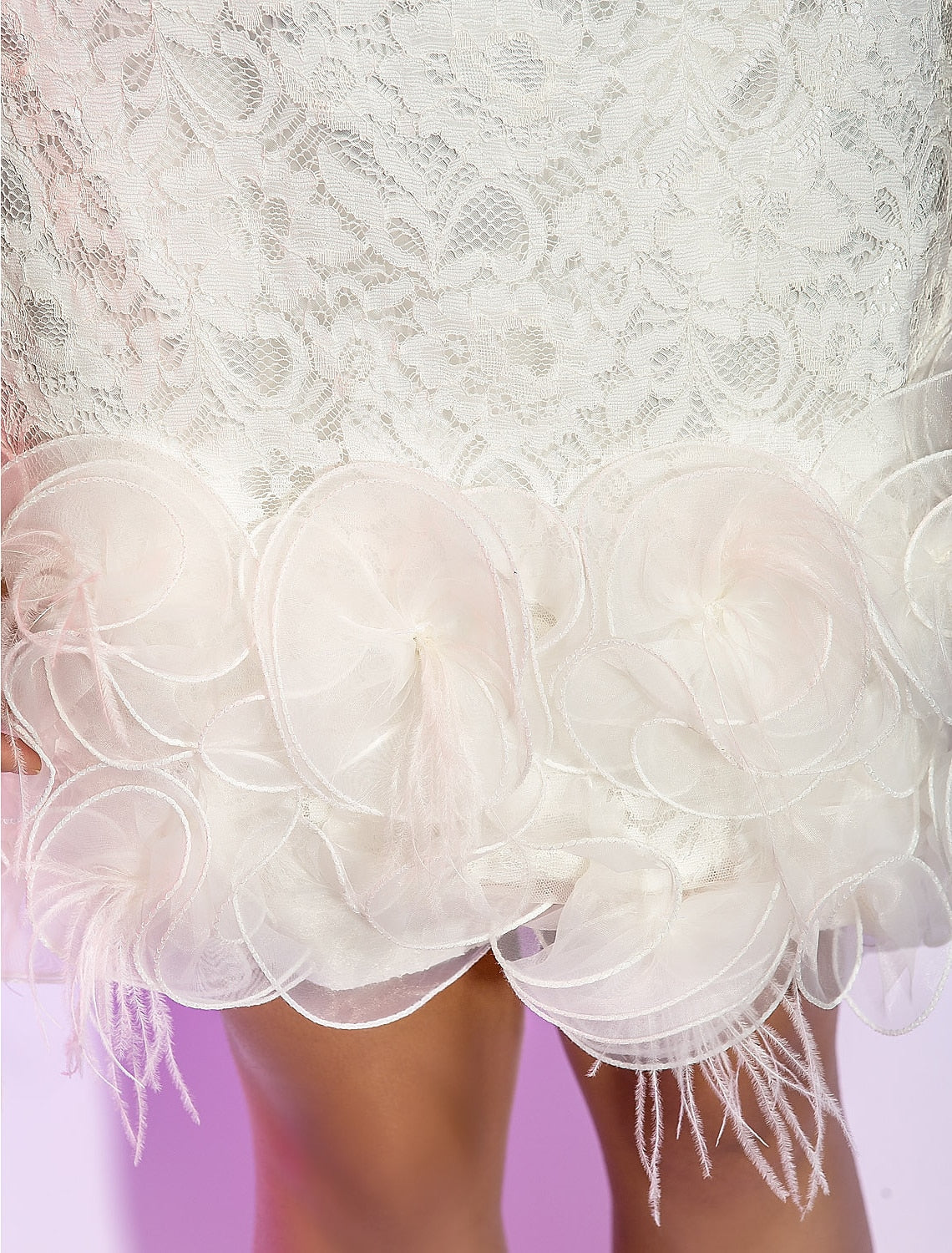Sheath / Column Cute Homecoming Cocktail Party Dress Illusion Neck Short Sleeve Short / Mini All Over with Feathers / Fur