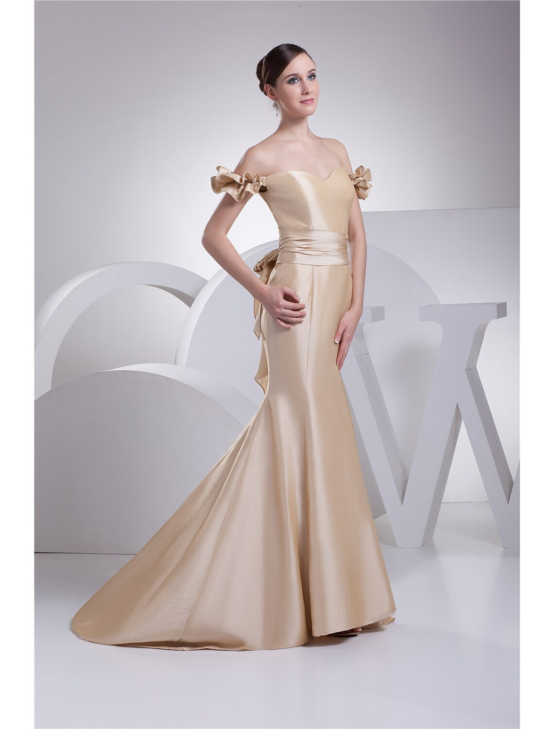 Evening Gown Elegant Dress Engagement Court Train Short Sleeve Sweetheart with Sash Ribbon