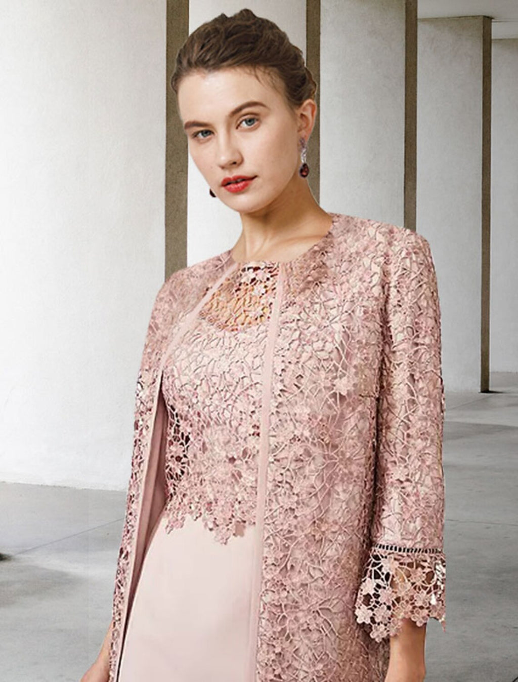Two Piece Sheath / Column Mother of the Bride Dress Church Elegant Jewel Neck Knee Length Short Sleeve Jacket Dresses with Appliques