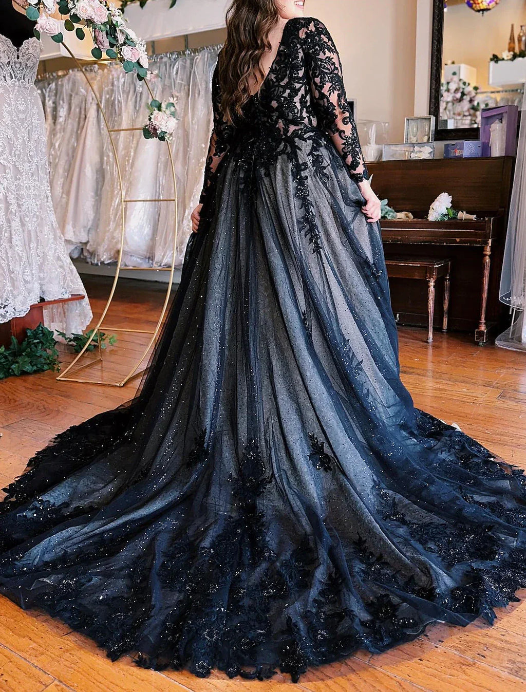 Black Evening Gown Dress Plus Size Formal Wedding Court Train Sleeveless V Neck Fall Wedding Reception with Slit Appliques