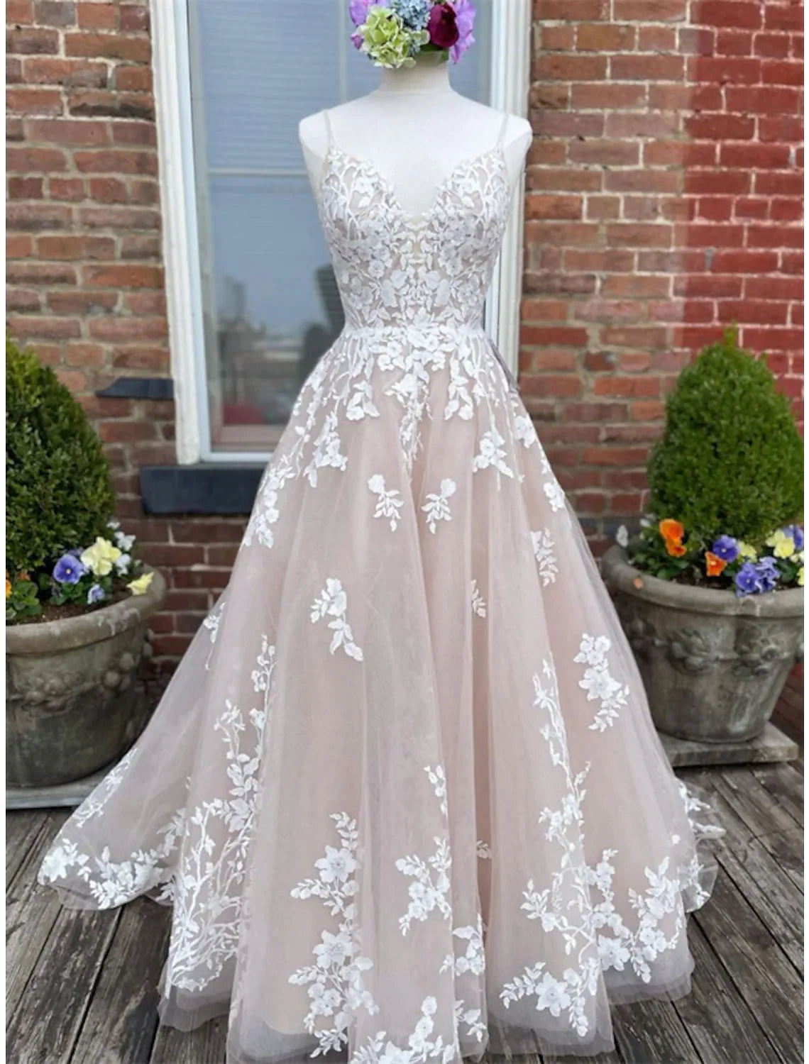 Engagement Wedding Dresses Formal Dresses Chapel Train A-Line Sleeveless Strap Buttons