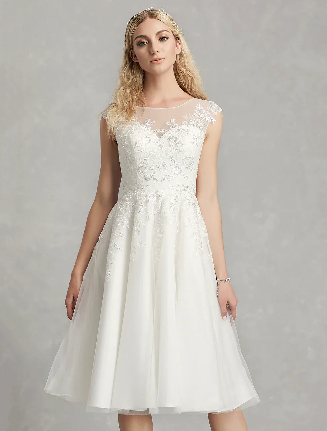 White Open Back Little Dresses Wedding Dresses A-Line Appliques