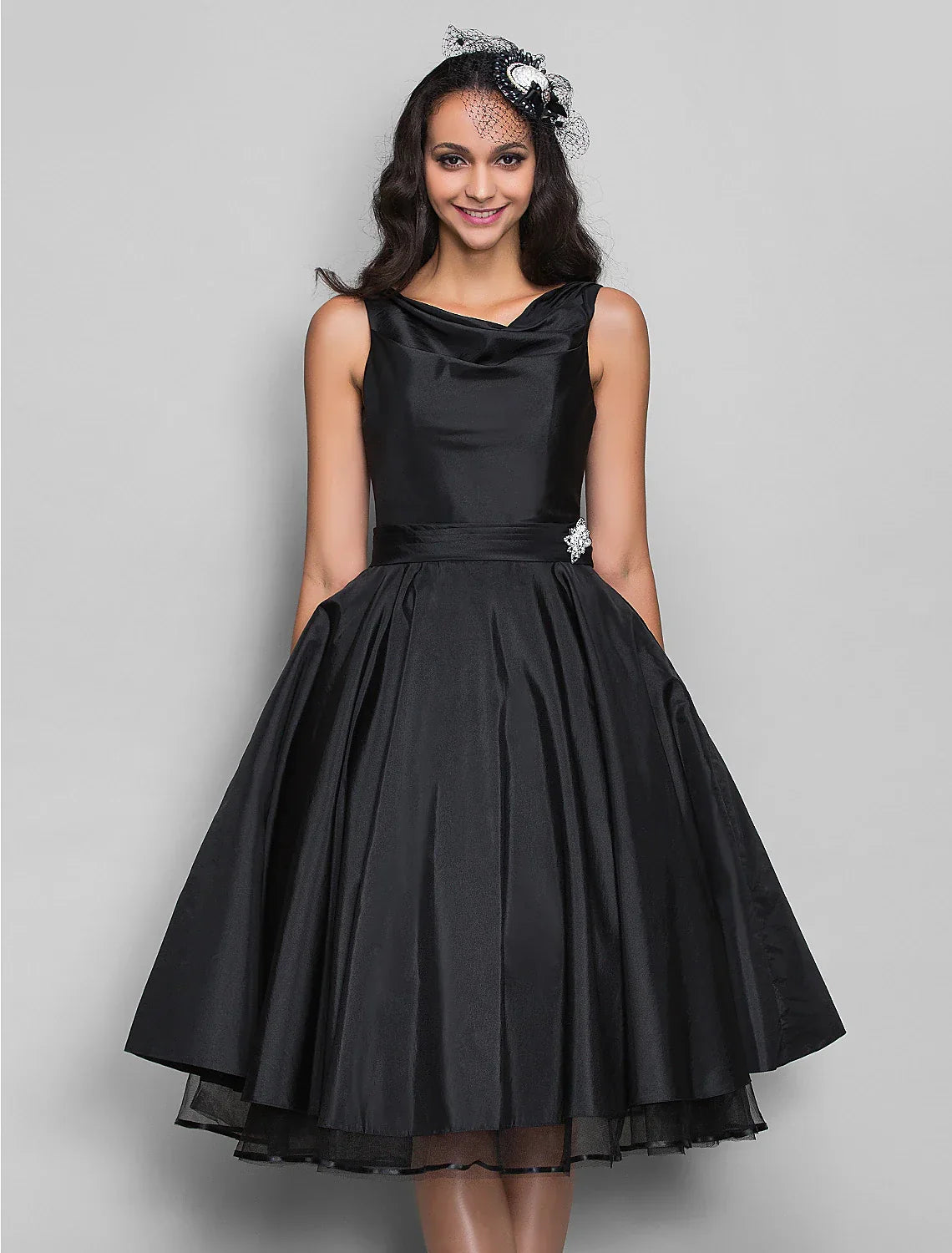 Cocktail Dresses Vintage Dress Halloween Knee Length Sleeveless V Neck Taffeta with Pleats Crystals