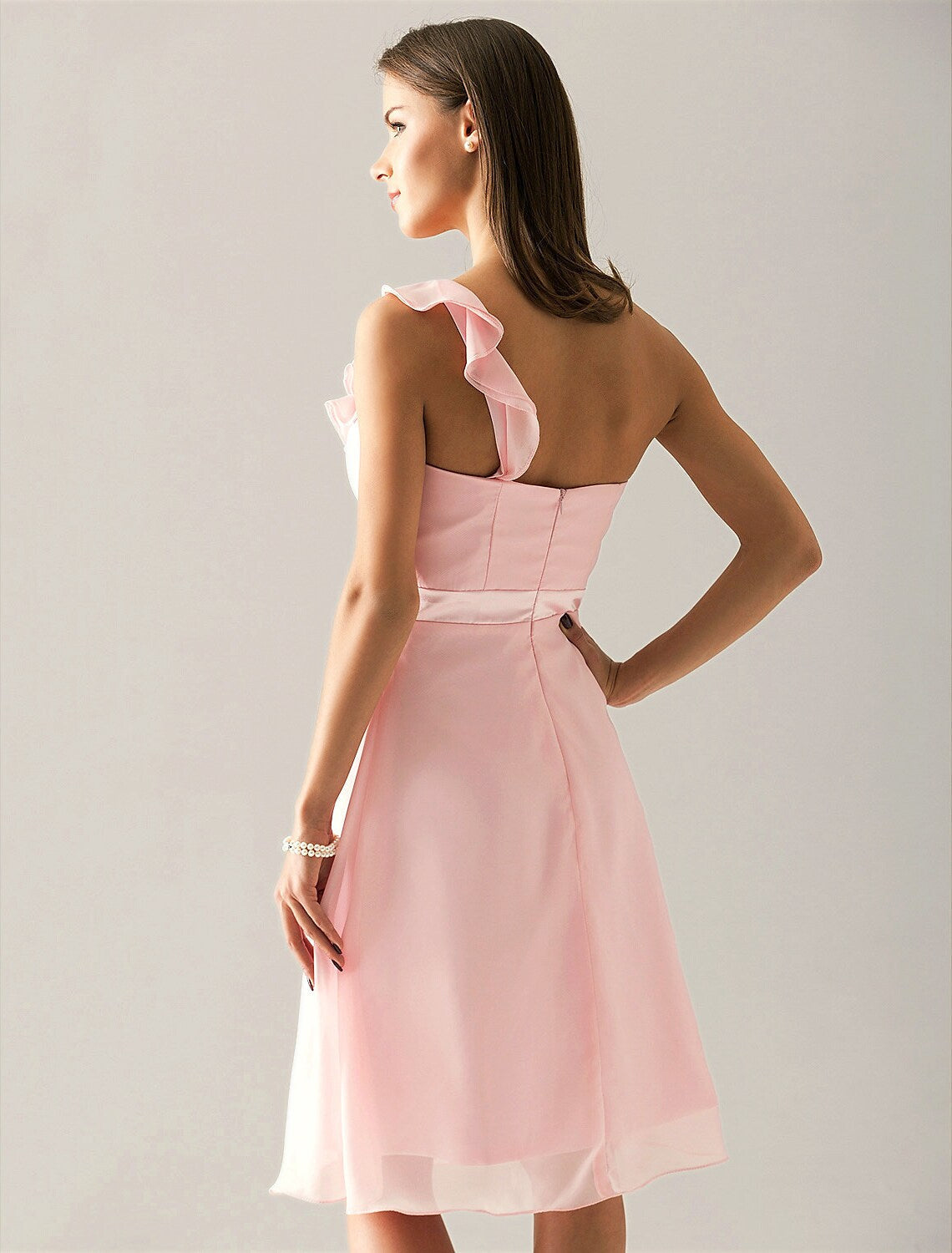 Bridesmaid Dress One Shoulder Sleeveless Elegant Knee Length with Side Draping