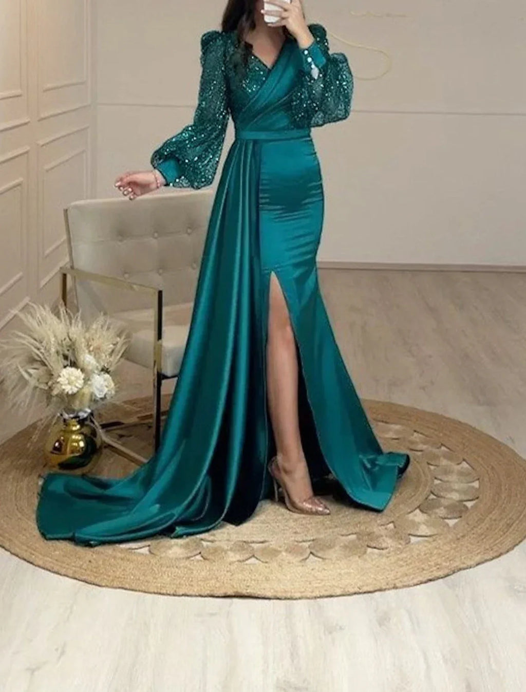 Mermaid / Trumpet Evening Gown Sparkle & Shine Dress Formal Court Train Long Sleeve V Neck Fall Wedding Guest Charmeuse