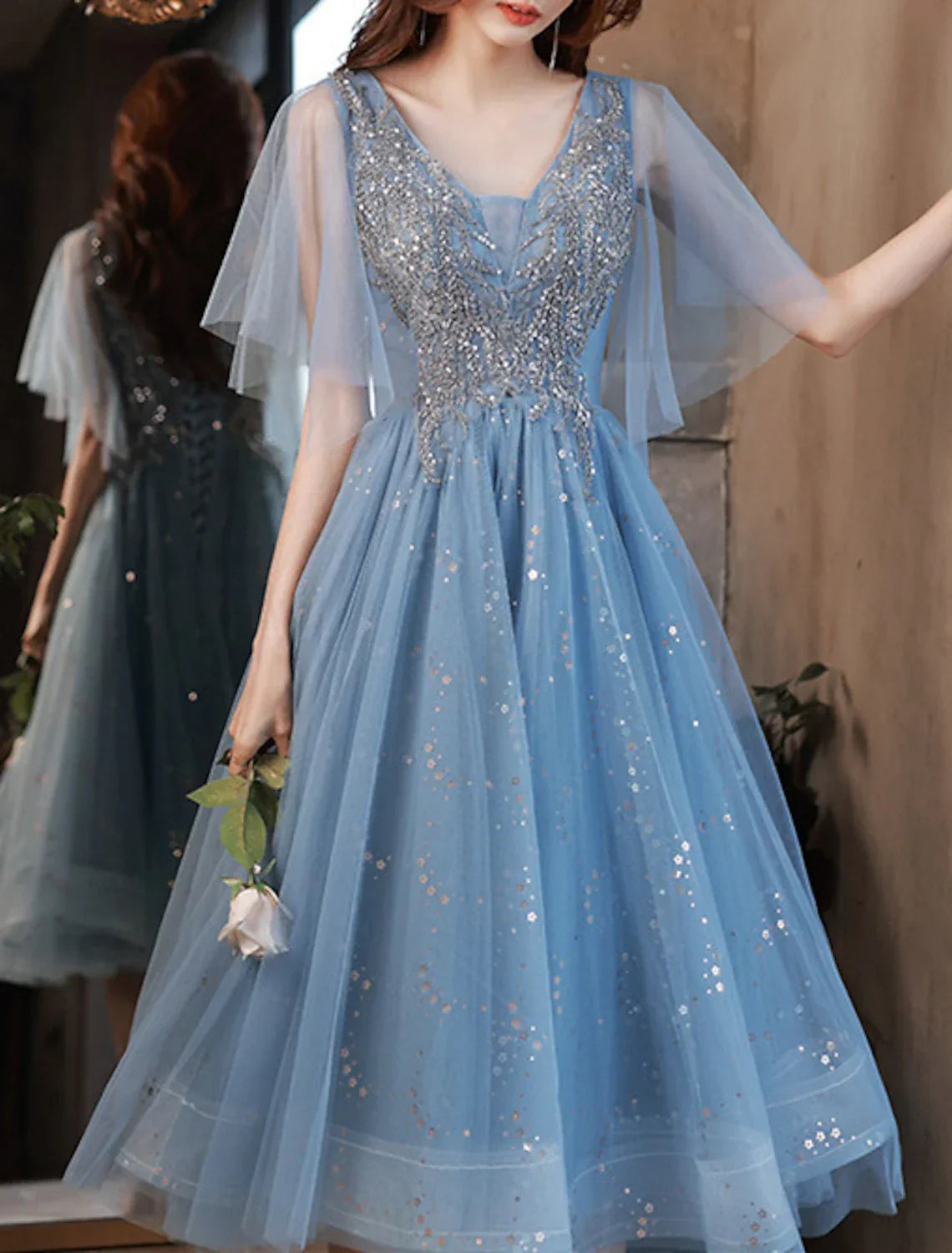Homecoming Dresses Glittering Dress Graduation Party Wear Knee Length Short Sleeve V Neck with Glitter