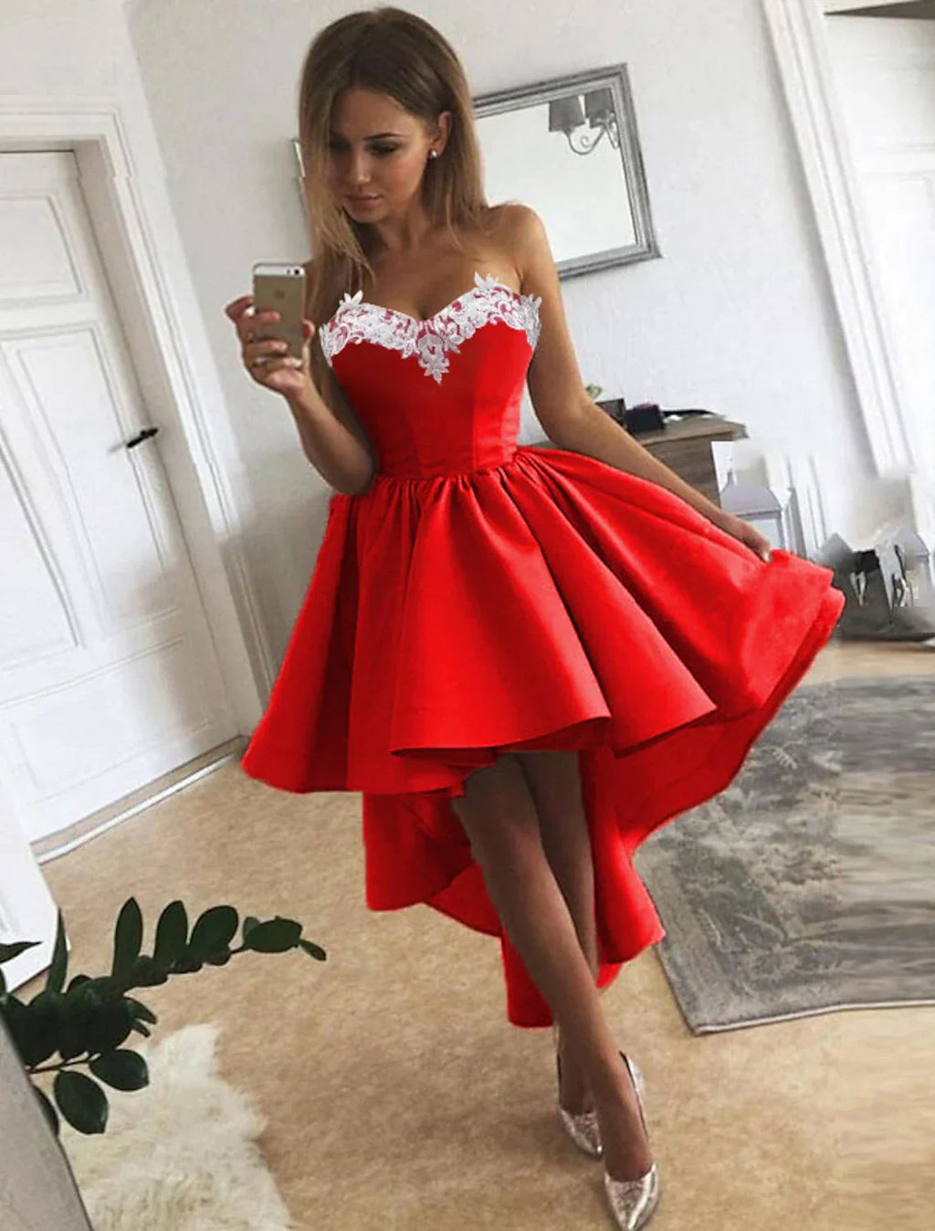 Cocktail Dresses Minimalist Dress Homecoming Asymmetrical Sleeveless Strapless with Appliques