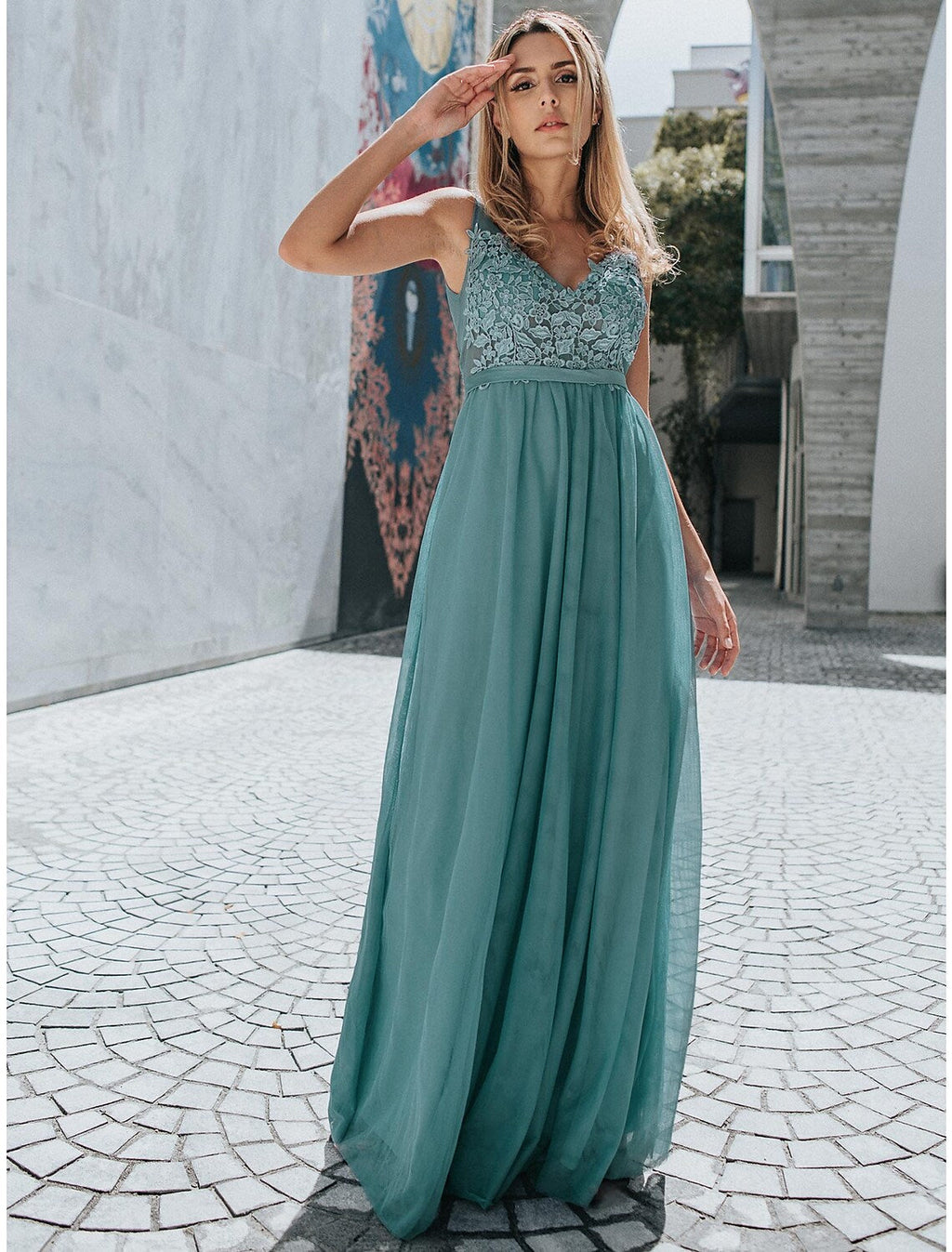 Holiday Prom Dress V Neck V Back Sleeveless Floor Length Appliques